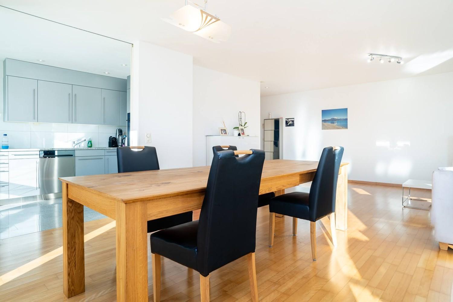 Vk - R - Zuerich Airport - Luxury - Home Stay - Raetschengaessli - Kloten Bagian luar foto