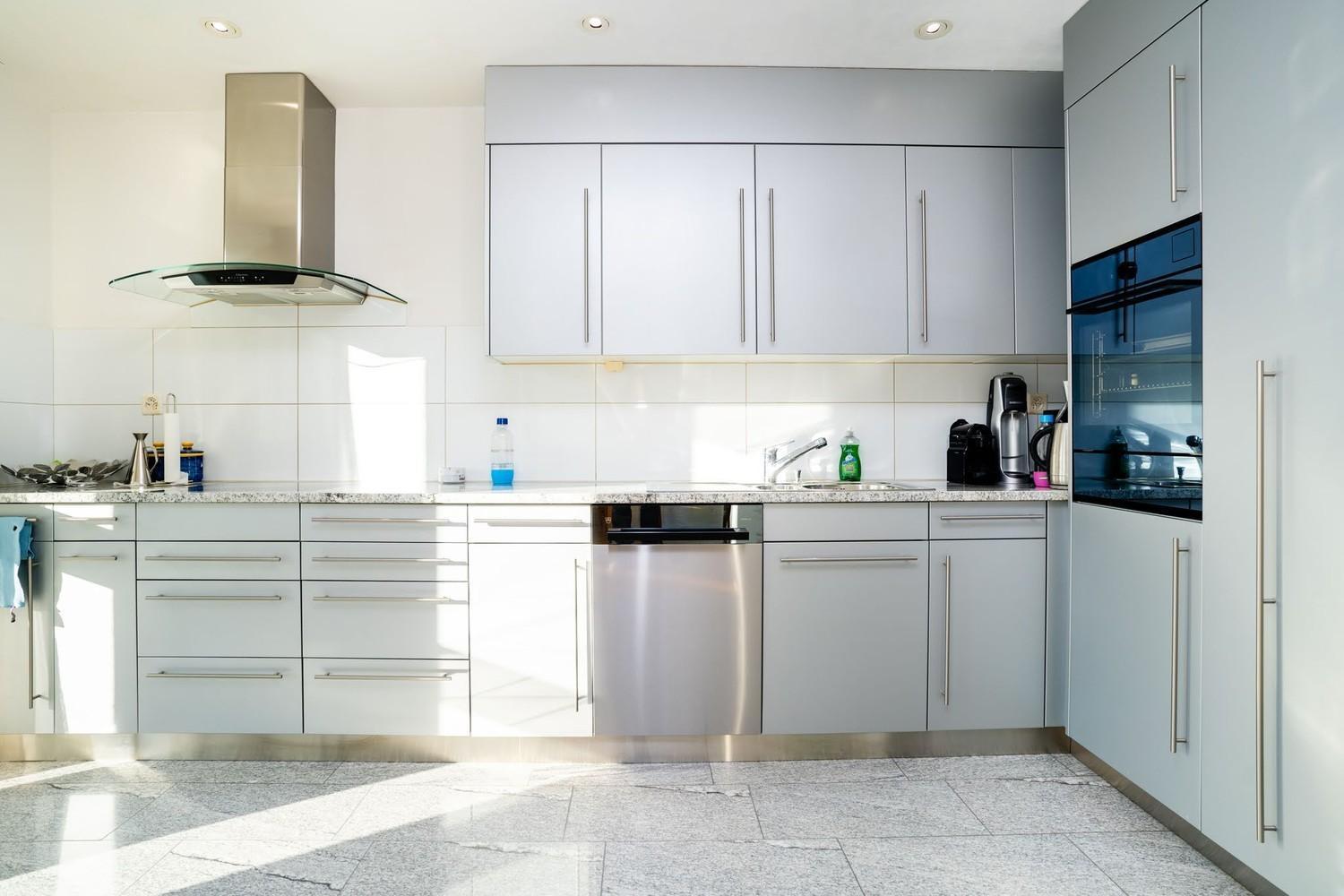 Vk - R - Zuerich Airport - Luxury - Home Stay - Raetschengaessli - Kloten Bagian luar foto