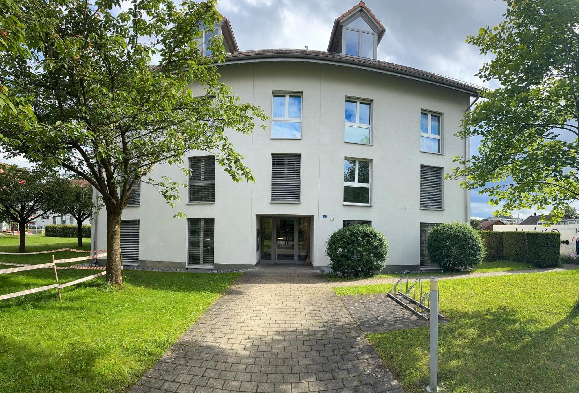 Vk - R - Zuerich Airport - Luxury - Home Stay - Raetschengaessli - Kloten Bagian luar foto